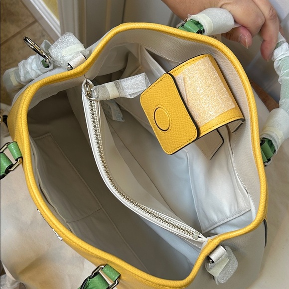 Coach Small Margot - Picture 6 of 8